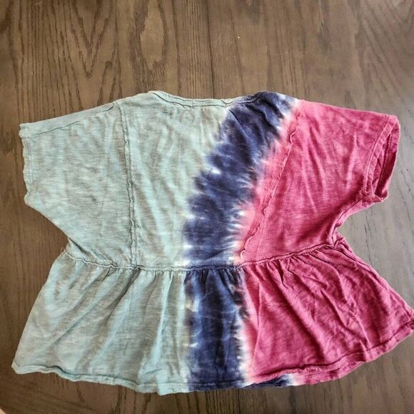 Rewind short sleeve tie-dye flutter blouse Size M - Picture 2 of 5